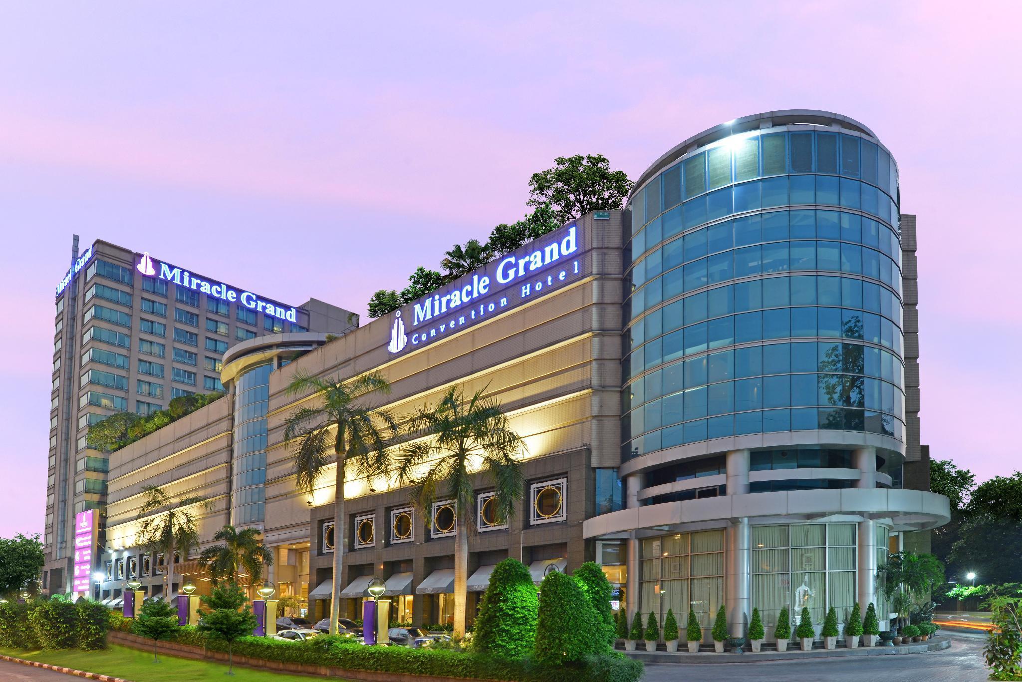Miracle Grand convenciones Hotel Bangkok Exterior foto